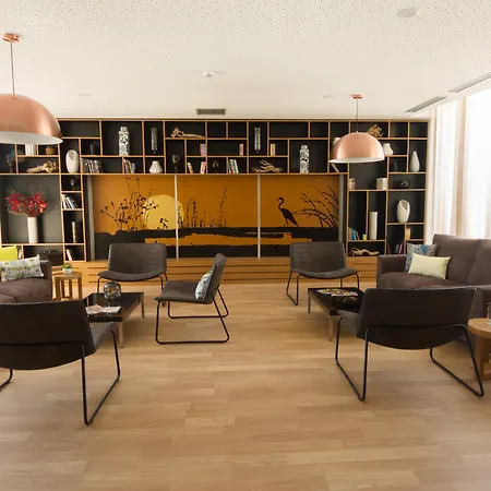 Garca Real & - Singular's 4* 몬테모르-우-벨류