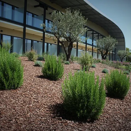 Garca Real & - Singular's 4*