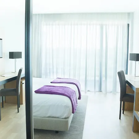 Garca Real & - Singular's 4* 몬테모르-우-벨류