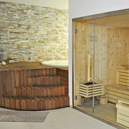 Garca Real & - Singular's Hotel 4*