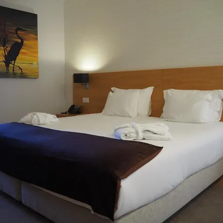Garca Real & - Singular's Hotel